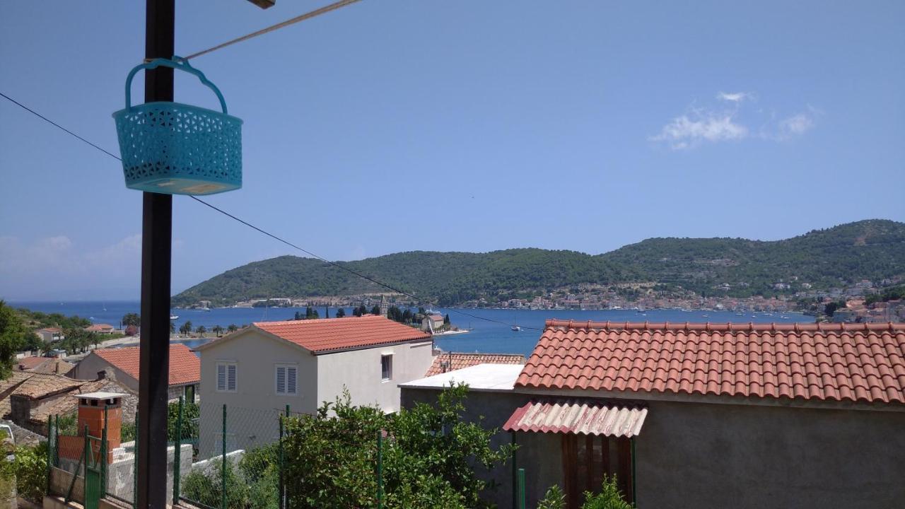 Ferienwohnung Moki Vis Exterior foto
