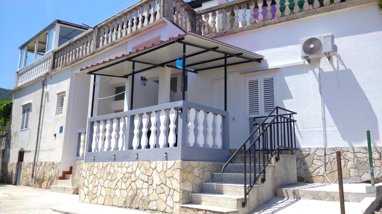 Ferienwohnung Moki Vis Exterior foto