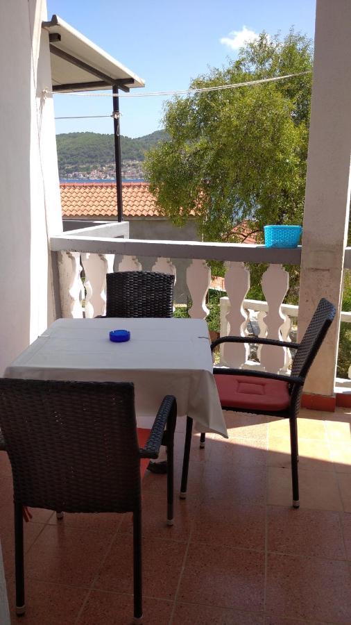 Ferienwohnung Moki Vis Exterior foto