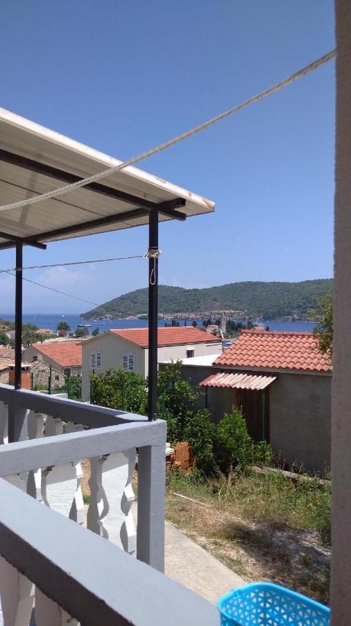 Ferienwohnung Moki Vis Exterior foto